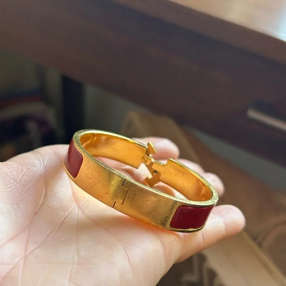 Hermes Clic H bracelet in red and gold